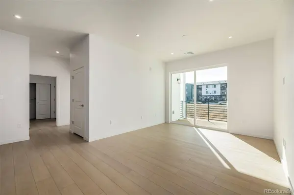 6153 N Ceylon ST #106, Denver, CO 80249