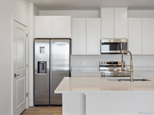 6153 N Ceylon ST #307, Denver, CO 80249