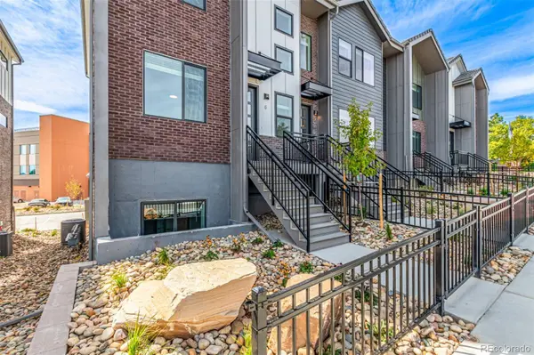 8 Ascent TRL, Englewood, CO 80112