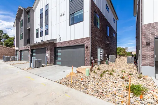 8 Ascent TRL, Englewood, CO 80112