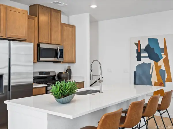 2060 S Holly ST #4, Denver, CO 80222