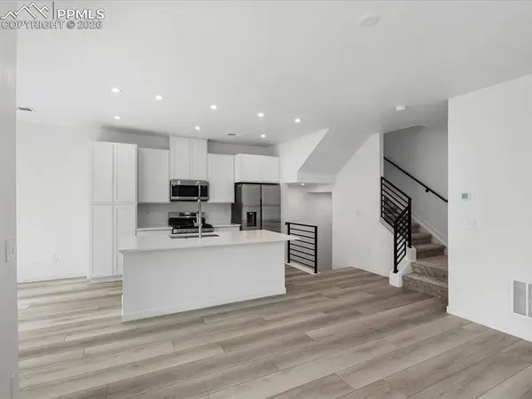 2235 Peridot Loop HTS, Colorado Springs, CO 80908