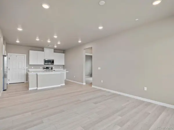 6153 N Ceylon ST #102, Denver, CO 80249