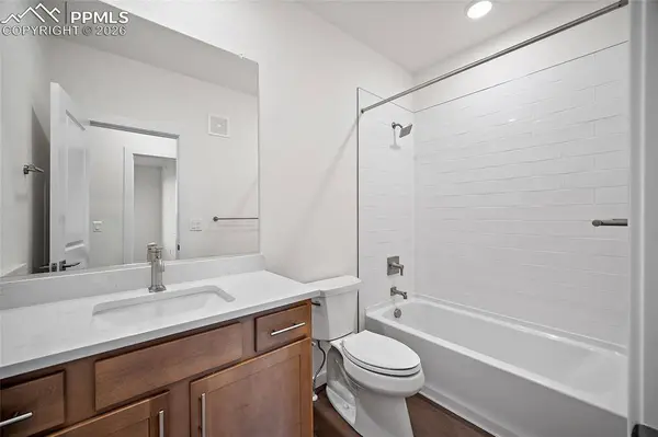 2232 Arikaree HTS #303, Colorado Springs, CO 80908