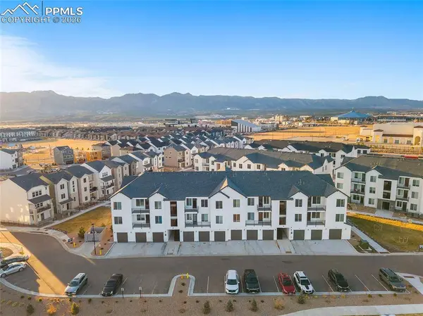 2232 Arikaree HTS #303, Colorado Springs, CO 80908