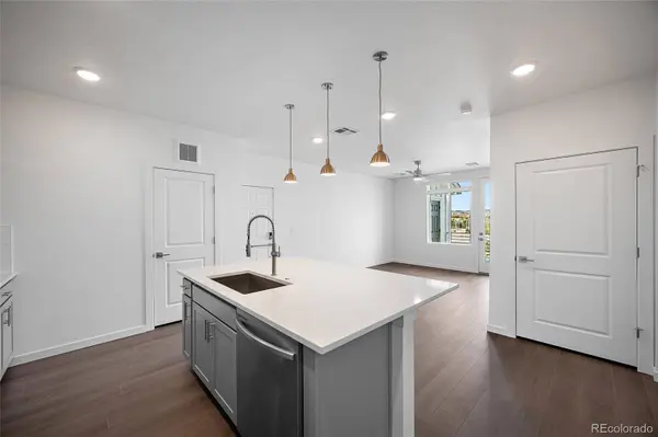 2232 Arikaree HTS #307, Denver, CO 80908