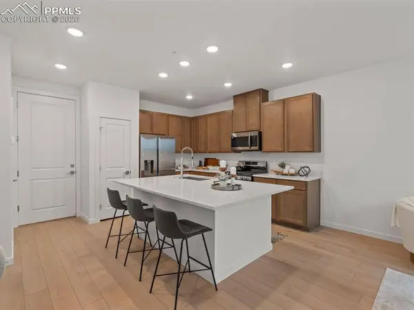 3388 Drumlin GRV, Colorado Springs, CO 80907