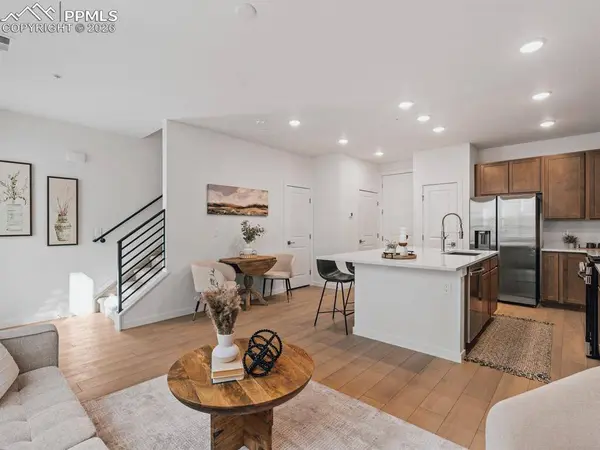 3388 Drumlin GRV, Colorado Springs, CO 80907