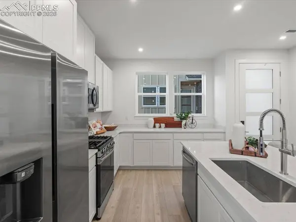 3352 Drumlin GRV, Colorado Springs, CO 80907