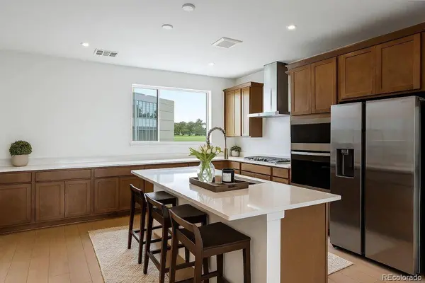 37 Ascent TRL, Englewood, CO 80112