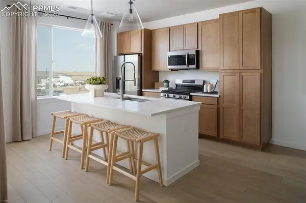 2260 Peridot Loop HTS, Colorado Springs, CO 80908