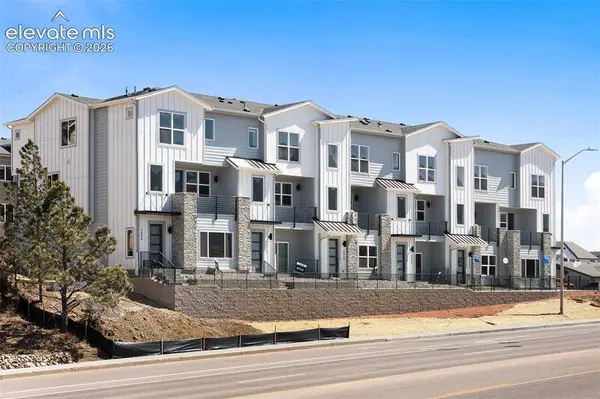 3404 Berg PT, Colorado Springs, CO 80907