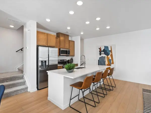 2062 S Holly ST #2, Denver, CO 80222