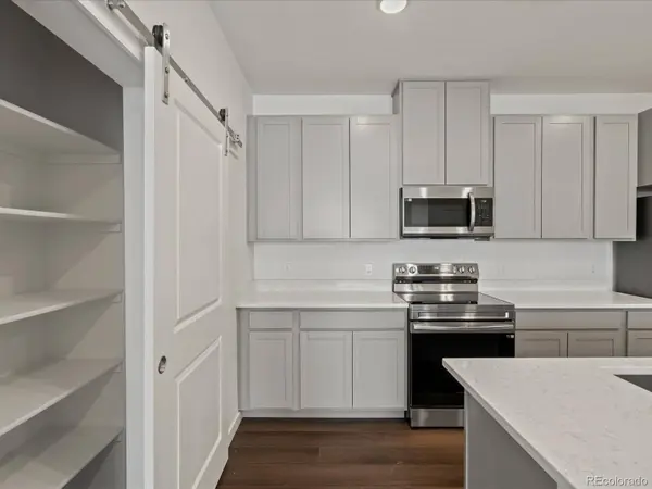 6153 N Ceylon ST #304, Denver, CO 80249