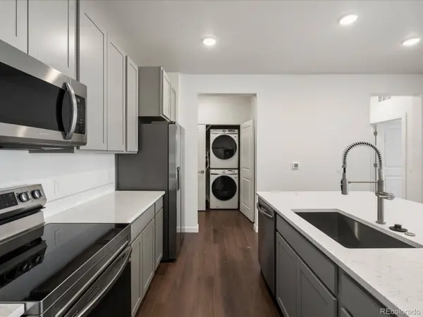 6153 N Ceylon ST #304, Denver, CO 80249