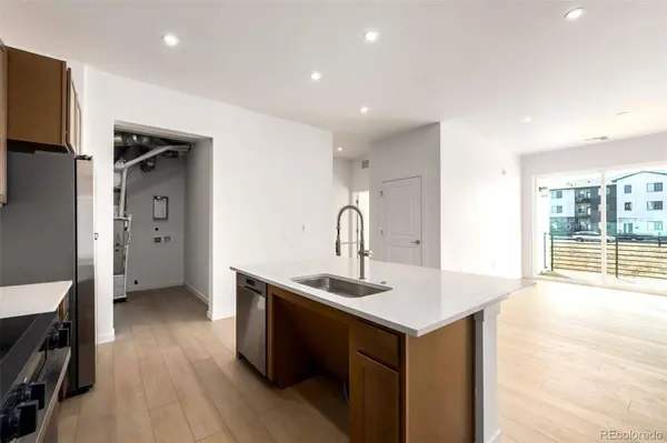 6153 N Ceylon ST #106, Denver, CO 80249