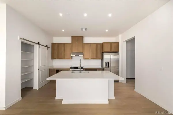 6153 N Ceylon ST #106, Denver, CO 80249