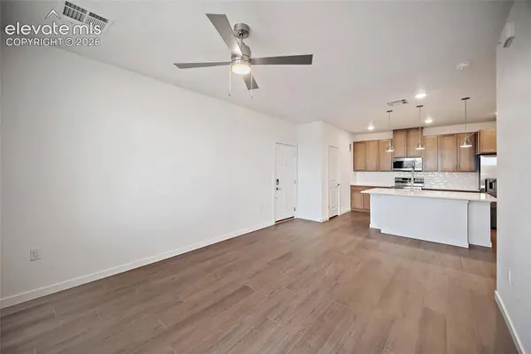 2232 Arikaree Heights #106, Colorado Springs, CO 80908