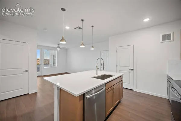 2232 Arikaree Heights #106, Colorado Springs, CO 80908