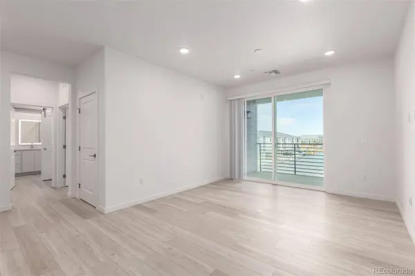 6153 N Ceylon ST #1, Denver, CO 80249