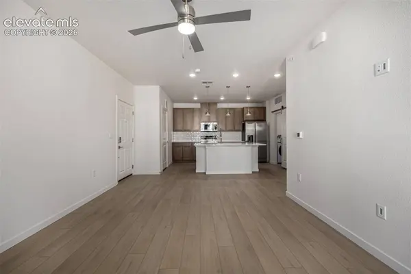 2252 Arikaree Heights #202, Colorado Springs, CO 80908