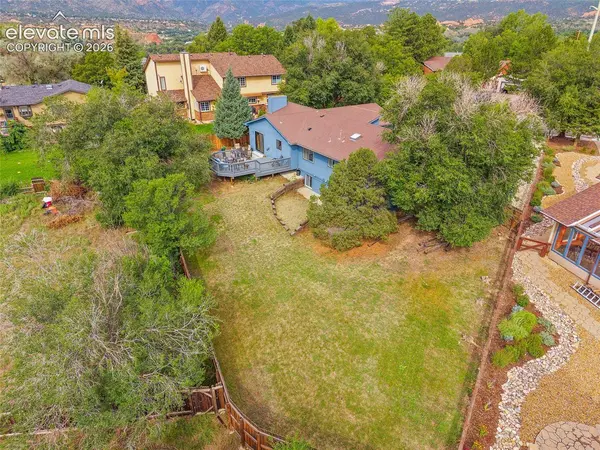 525 Mesa Vista Court, Colorado Springs, CO 80904