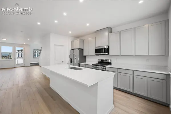 2260 Peridot Loop Heights, Colorado Springs, CO 80908
