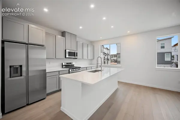 2260 Peridot Loop Heights, Colorado Springs, CO 80908
