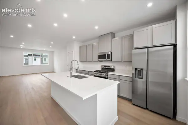 2256 Peridot Loop Heights, Colorado Springs, CO 80908