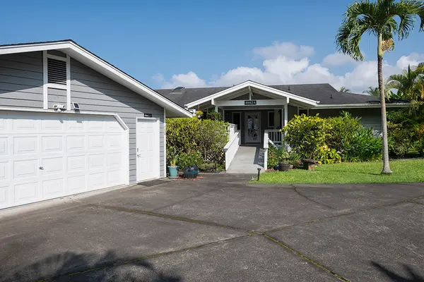 Motivated Seller — Inspections Completed, Furnished & Move-In Ready!