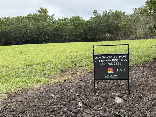 HEKAU ST, Naalehu, HI 96772