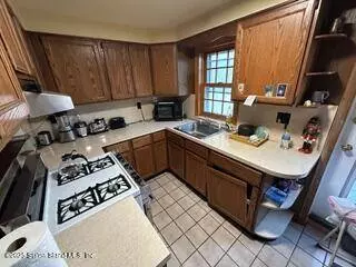 2136 Richmond Road, Staten Island, NY 10306