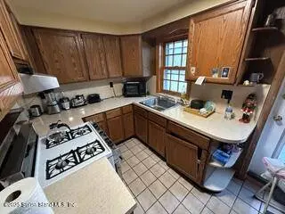 2136 Richmond Road, Staten Island, NY 10306