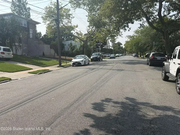 420 Mountainview AVE, Staten Island, NY 10314