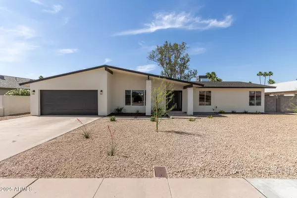 3752 W BECKER Lane, Phoenix, AZ 85029