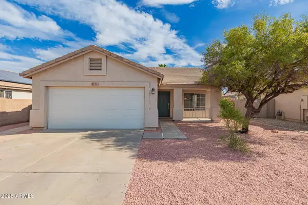 8121 W LUMBEE Street, Phoenix, AZ 85043