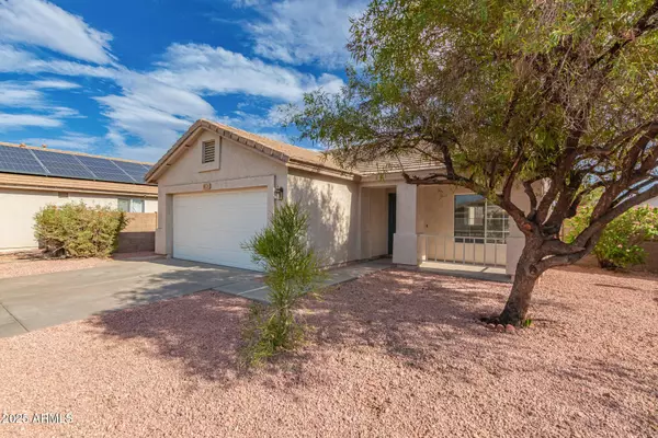 8121 W LUMBEE Street, Phoenix, AZ 85043