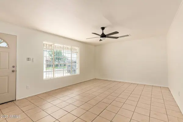 2114 W RANCHO Drive, Phoenix, AZ 85015