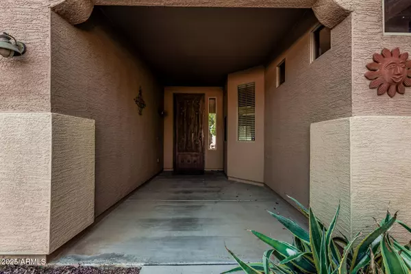 8010 S 15TH Way, Phoenix, AZ 85042