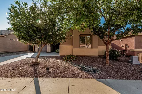 8010 S 15TH Way, Phoenix, AZ 85042