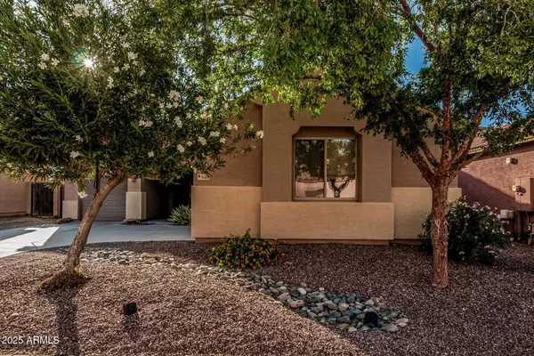 8010 S 15TH Way, Phoenix, AZ 85042