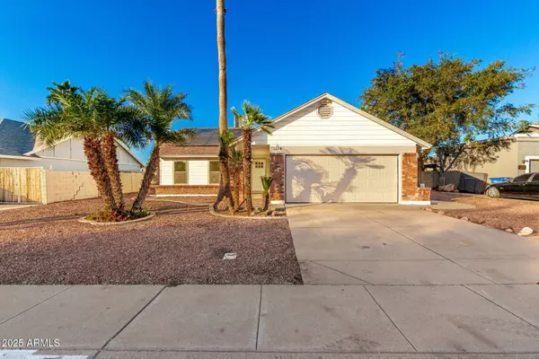1514 W LOUGHLIN Drive, Chandler, AZ 85224