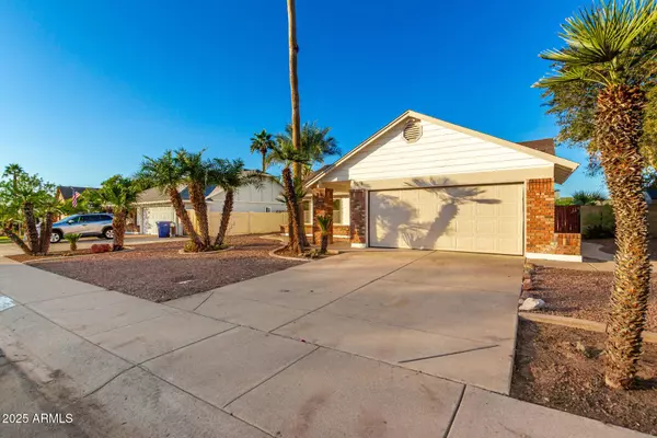 1514 W LOUGHLIN Drive, Chandler, AZ 85224