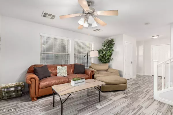 1877 S TUCANA Lane, Gilbert, AZ 85295