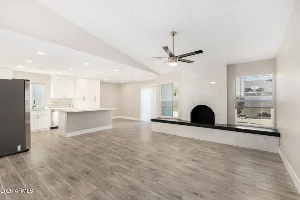 7620 W WOLF Street, Phoenix, AZ 85033