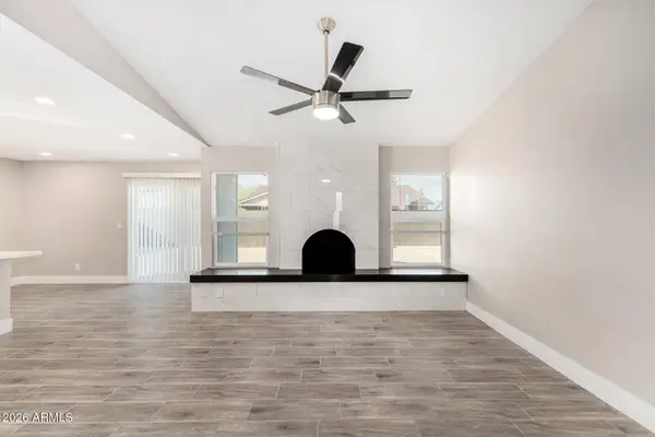 7620 W WOLF Street, Phoenix, AZ 85033