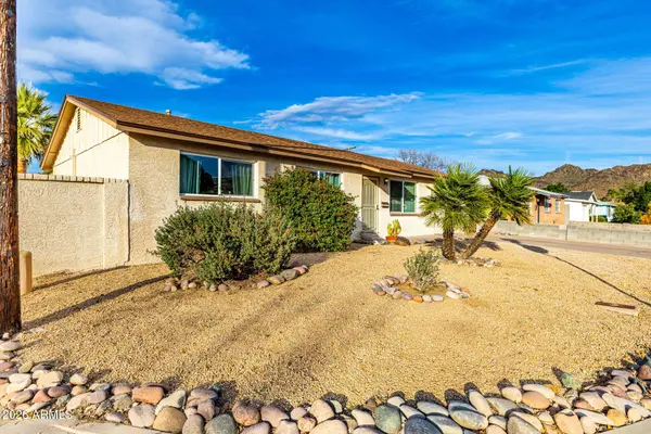 1002 E ORCHID Lane, Phoenix, AZ 85020
