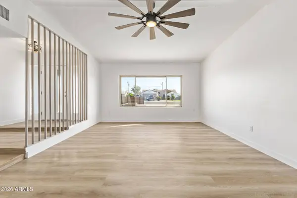 5018 W MARYLAND Avenue, Glendale, AZ 85301