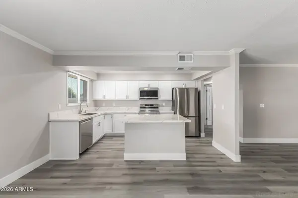 7701 W FAIRMOUNT Avenue, Phoenix, AZ 85033