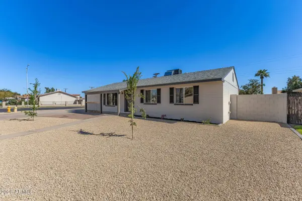 7701 W FAIRMOUNT Avenue, Phoenix, AZ 85033